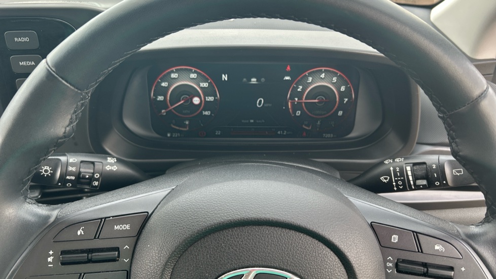 Hyundai i20 1.0T GDi 48V MHD SE Connect 5dr Petrol Hatchback - Image 33