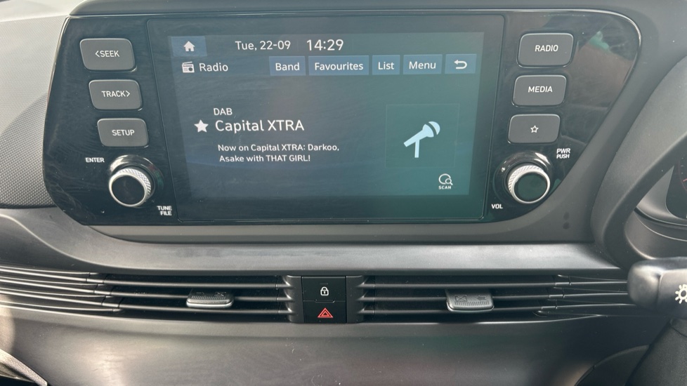 Hyundai i20 1.0T GDi 48V MHD SE Connect 5dr Petrol Hatchback - Image 37