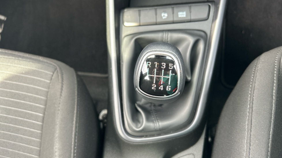 Hyundai i20 1.0T GDi 48V MHD SE Connect 5dr Petrol Hatchback - Image 43