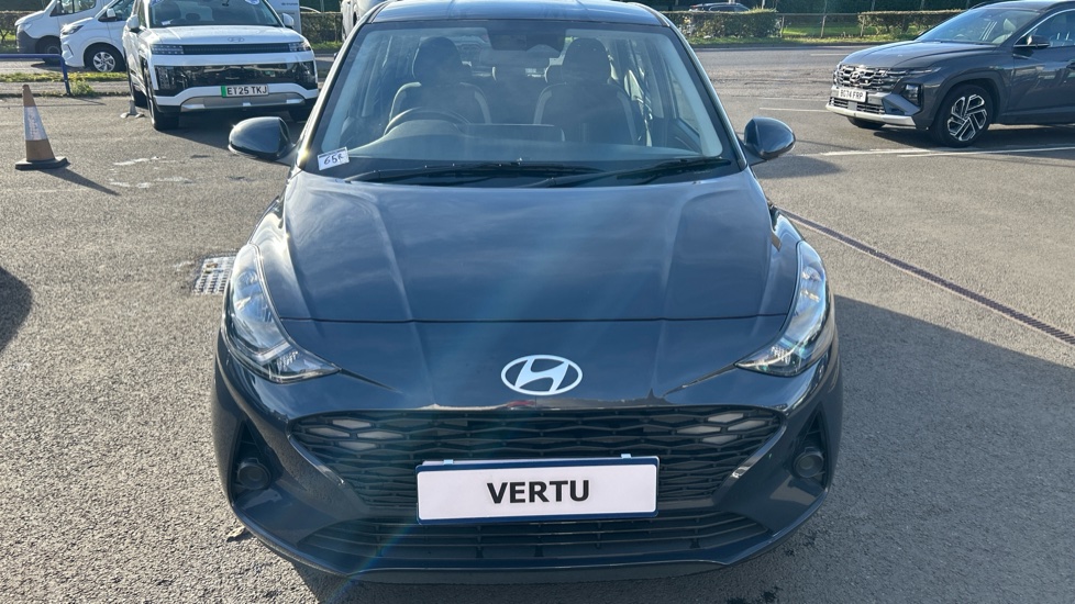 Hyundai i10 1.2 Advance 5dr Petrol Hatchback - Image 8