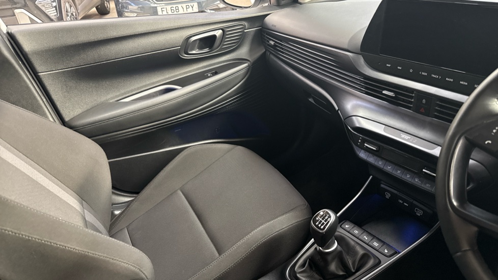 Hyundai i20 1.0T GDi Premium 5dr Petrol Hatchback - Image 14