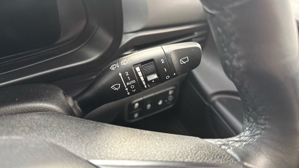 Hyundai i20 1.0T GDi Premium 5dr Petrol Hatchback - Image 23