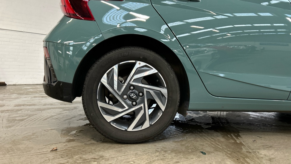 Hyundai i20 1.0T GDi Advance 5dr DCT Petrol Hatchback - Image 7