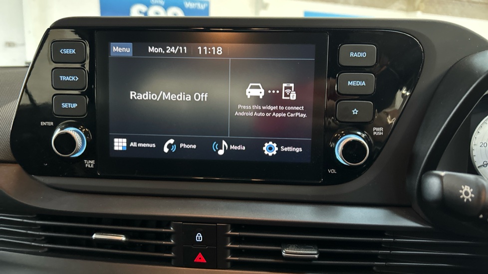 Hyundai i20 1.0T GDi Advance 5dr DCT Petrol Hatchback - Image 12