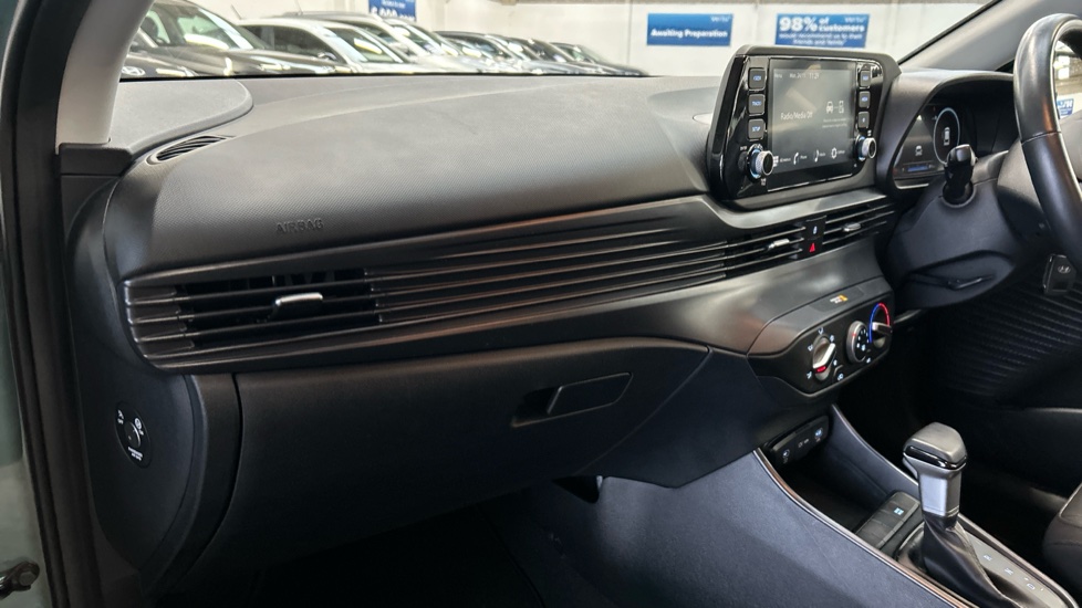 Hyundai i20 1.0T GDi Advance 5dr DCT Petrol Hatchback - Image 34