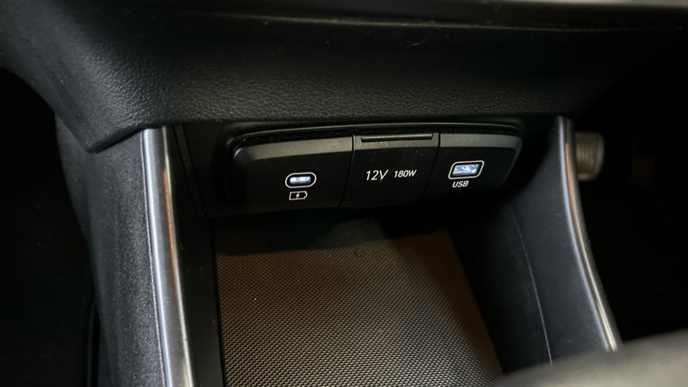 Hyundai i20 1.0T GDi Advance 5dr DCT Petrol Hatchback - Image 36