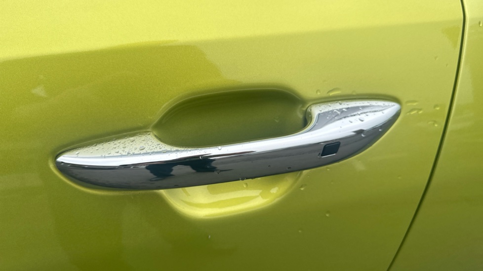 Hyundai i10 1.0 [63] Premium 5dr [Nav] Petrol Hatchback - Image 26