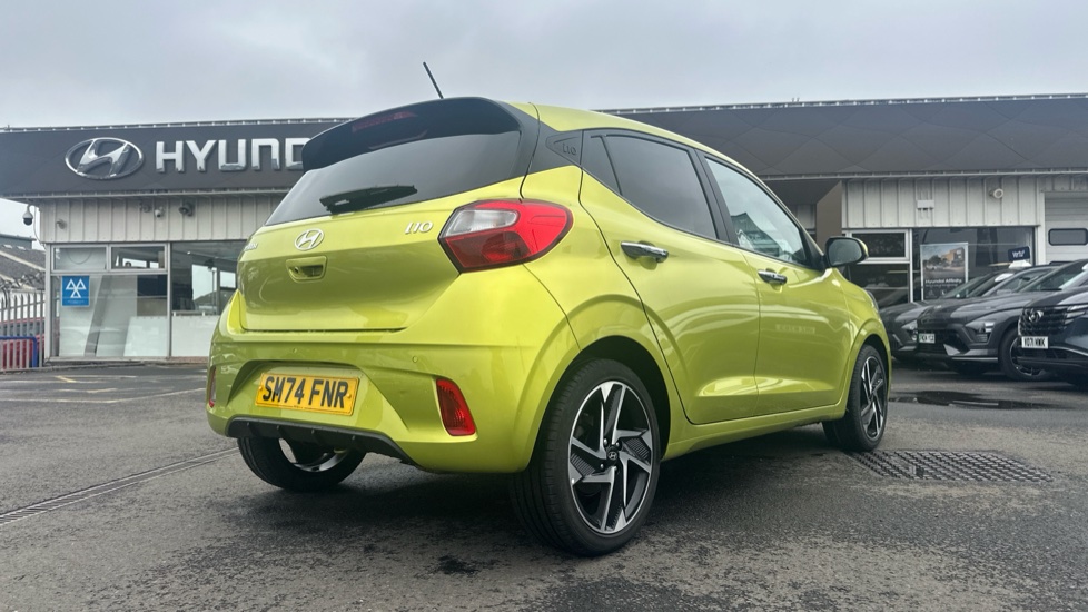 Hyundai i10 1.0 [63] Premium 5dr [Nav] Petrol Hatchback - Image 30