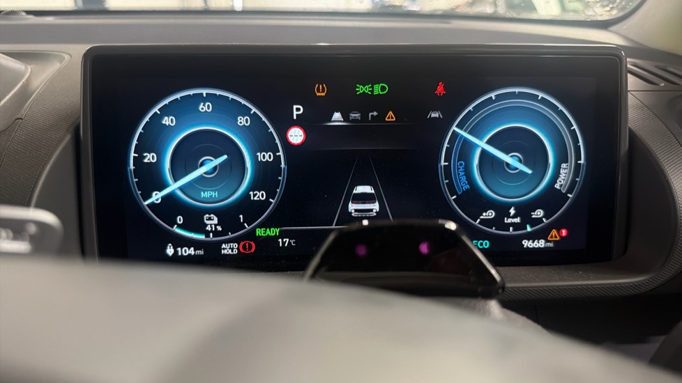 Hyundai INSTER 85kW Cross 49kWh 5dr Auto Electric Hatchback - Image 12