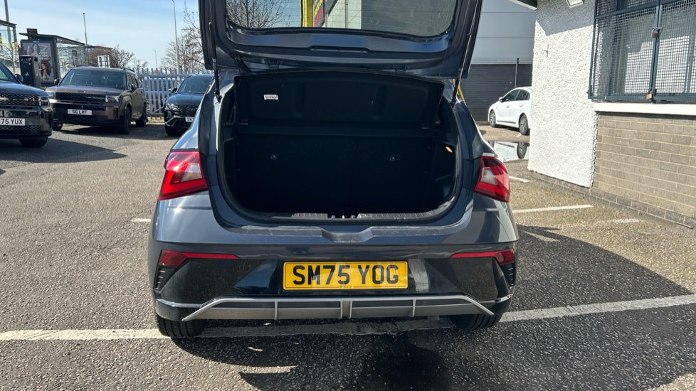 Hyundai i20 1.0T GDi 90 Black Line 5dr Petrol Hatchback - Image 4