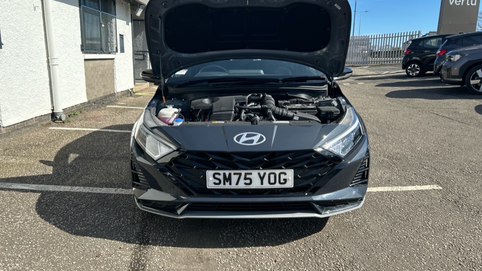 Hyundai i20 1.0T GDi 90 Black Line 5dr Petrol Hatchback - Image 8