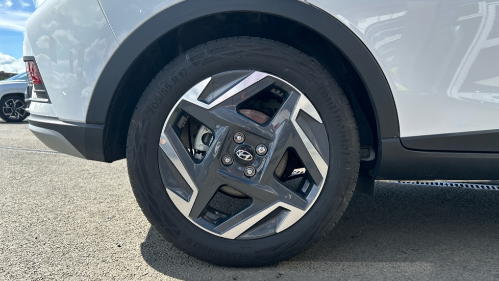 Hyundai BAYON 1.0 TGDi [90] Tech Line 5dr Petrol Hatchback - Image 7