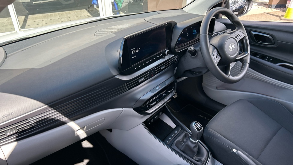Hyundai BAYON 1.0 TGDi [90] Tech Line 5dr Petrol Hatchback - Image 9