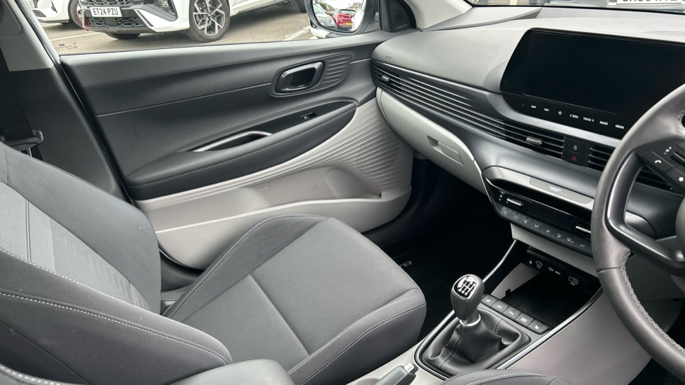 Hyundai BAYON 1.0 TGDi [90] Tech Line 5dr Petrol Hatchback - Image 14