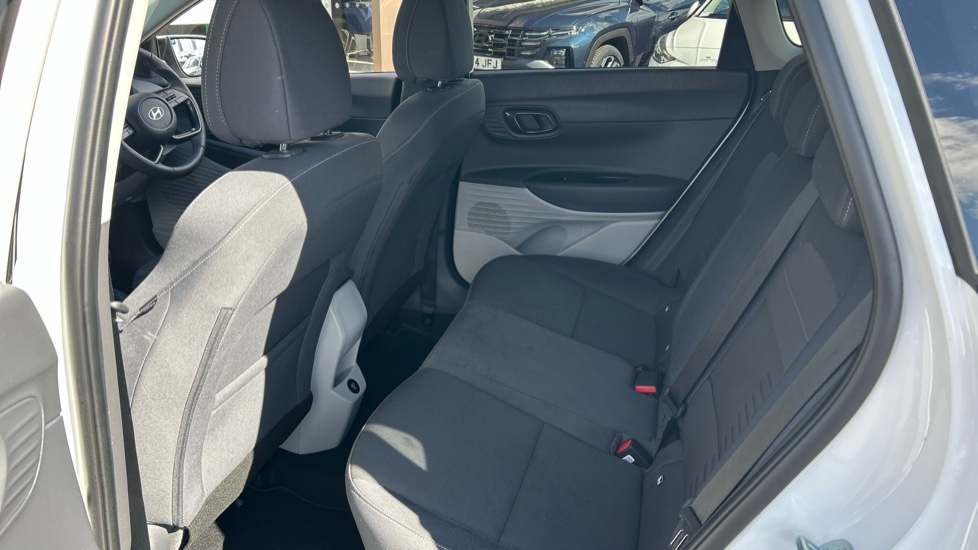 Hyundai BAYON 1.0 TGDi [90] Tech Line 5dr Petrol Hatchback - Image 16