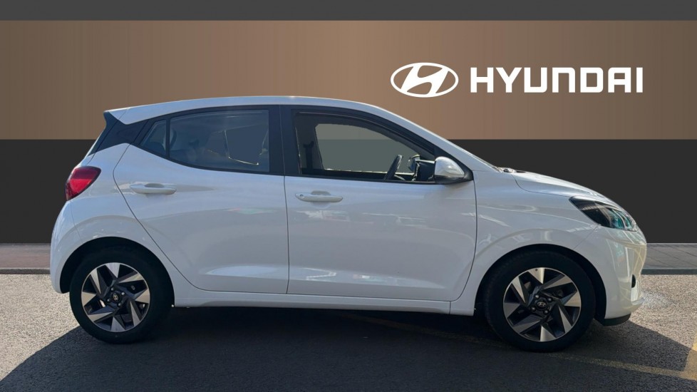 Hyundai i10 1.0 [63] Advance 5dr [Nav] Petrol Hatchback - Image 5