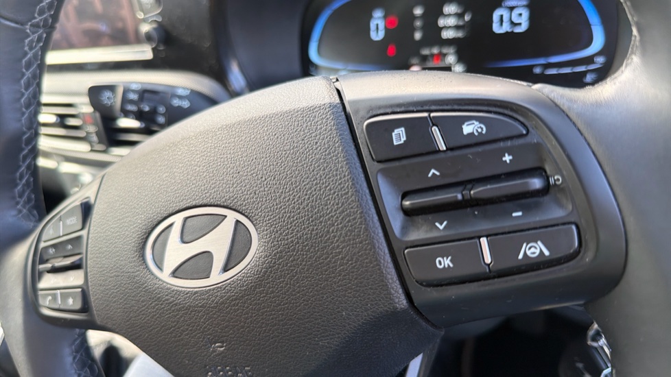 Hyundai i10 1.0 [63] Advance 5dr [Nav] Petrol Hatchback - Image 27
