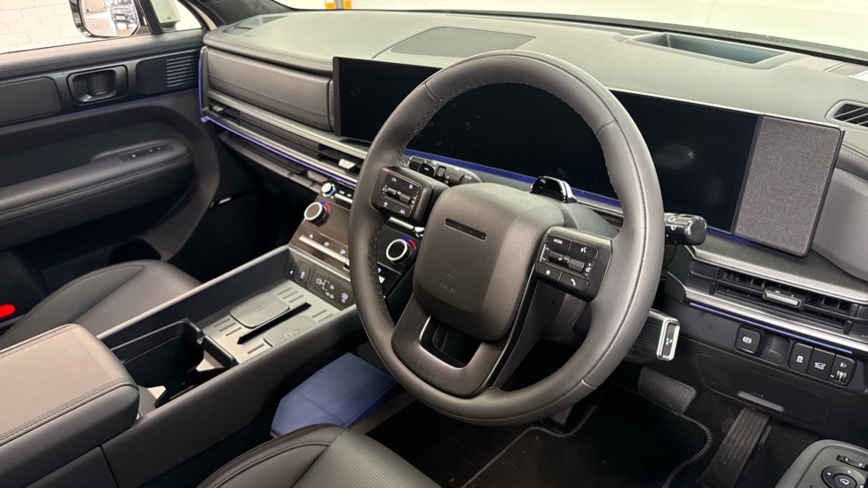 Hyundai SANTA FE 1.6 TGDi 239 Hybrid Calligraphy 5dr Auto Hybrid Estate - Image 11
