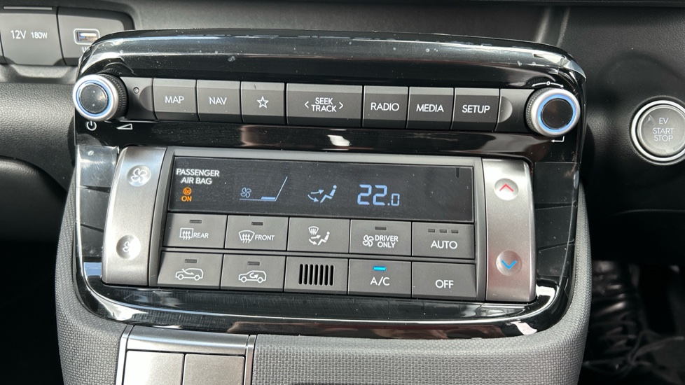 Hyundai INSTER 85kW 01 49kWh 5dr Auto Electric Hatchback - Image 23