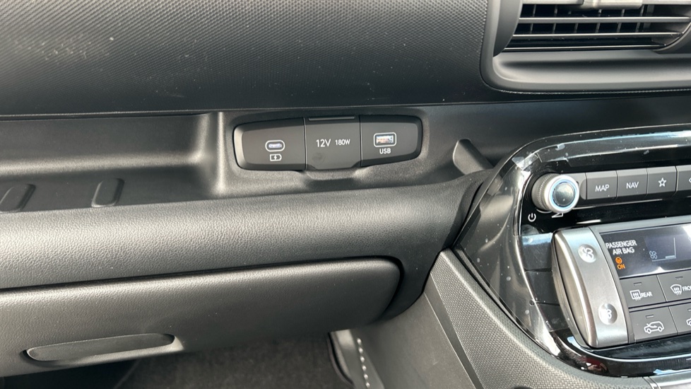 Hyundai INSTER 85kW 01 49kWh 5dr Auto Electric Hatchback - Image 45