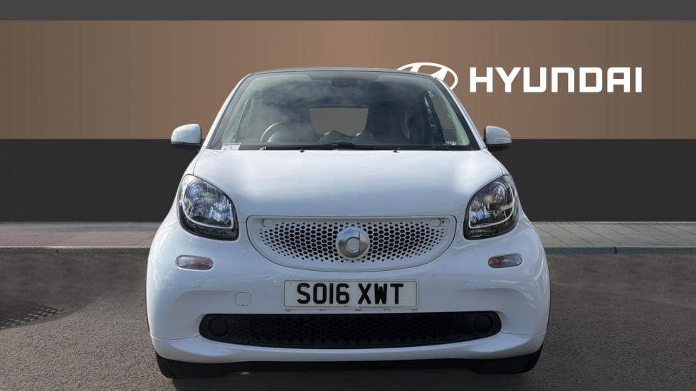 smart fortwo coupe 1.0 White Edition 2dr Auto Petrol Coupe - Image 3