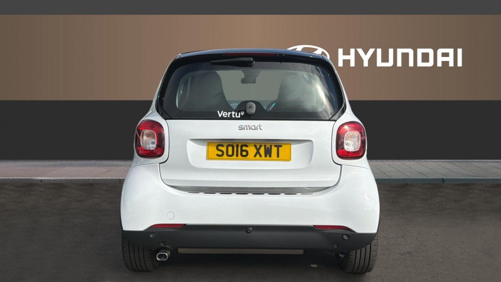 smart fortwo coupe 1.0 White Edition 2dr Auto Petrol Coupe - Image 6