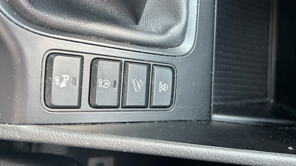 Hyundai TUCSON 1.6 GDi SE Nav 5dr 2WD Petrol Estate - Image 25