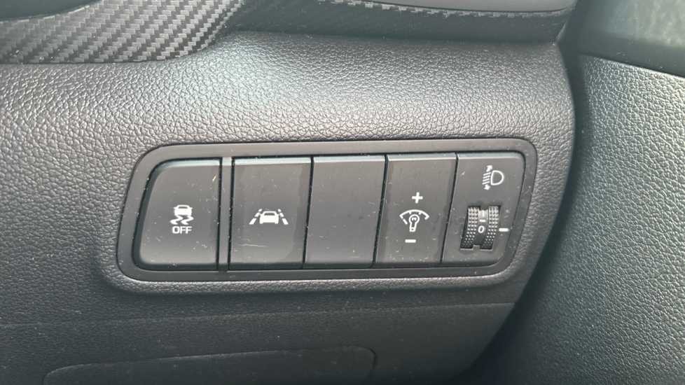 Hyundai TUCSON 1.6 GDi SE Nav 5dr 2WD Petrol Estate - Image 28