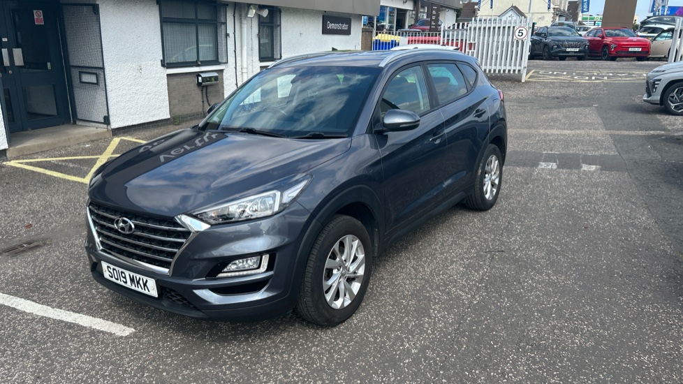 Hyundai TUCSON 1.6 GDi SE Nav 5dr 2WD Petrol Estate - Image 36