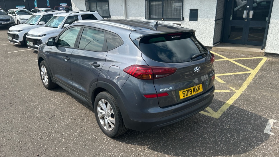 Hyundai TUCSON 1.6 GDi SE Nav 5dr 2WD Petrol Estate - Image 38