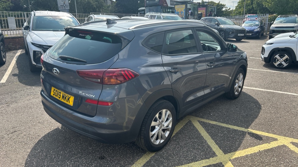 Hyundai TUCSON 1.6 GDi SE Nav 5dr 2WD Petrol Estate - Image 40