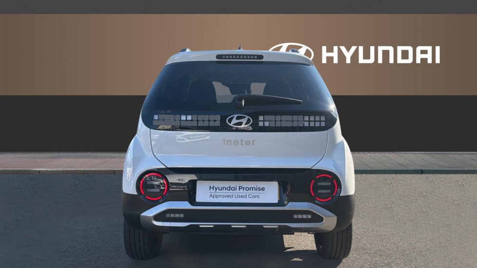 Hyundai INSTER 85kW 02 49kWh 5dr Auto Electric Hatchback - Image 6