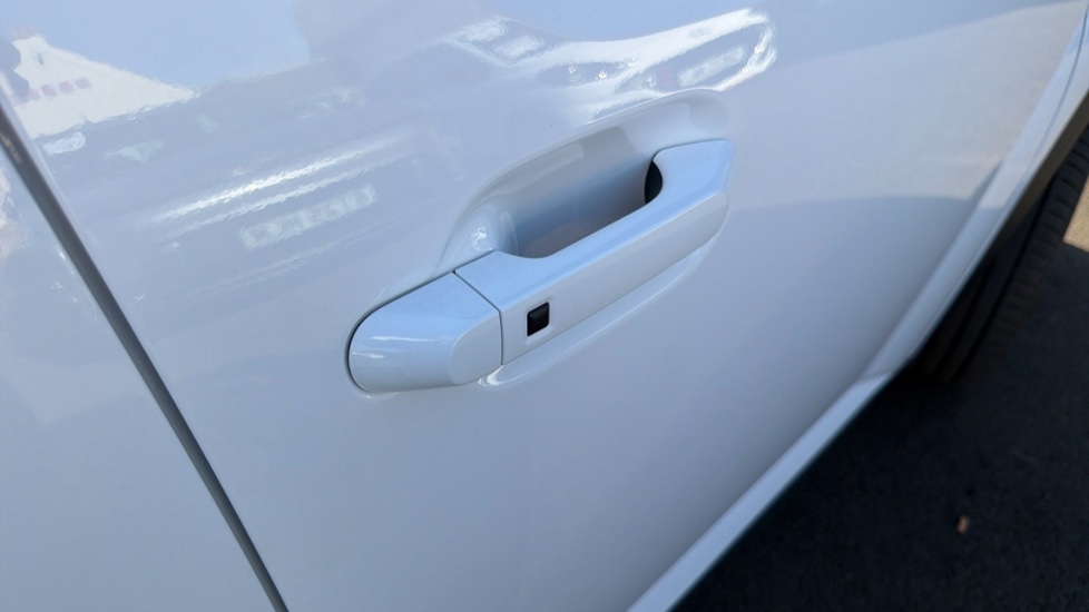 Hyundai INSTER 85kW 02 49kWh 5dr Auto Electric Hatchback - Image 21