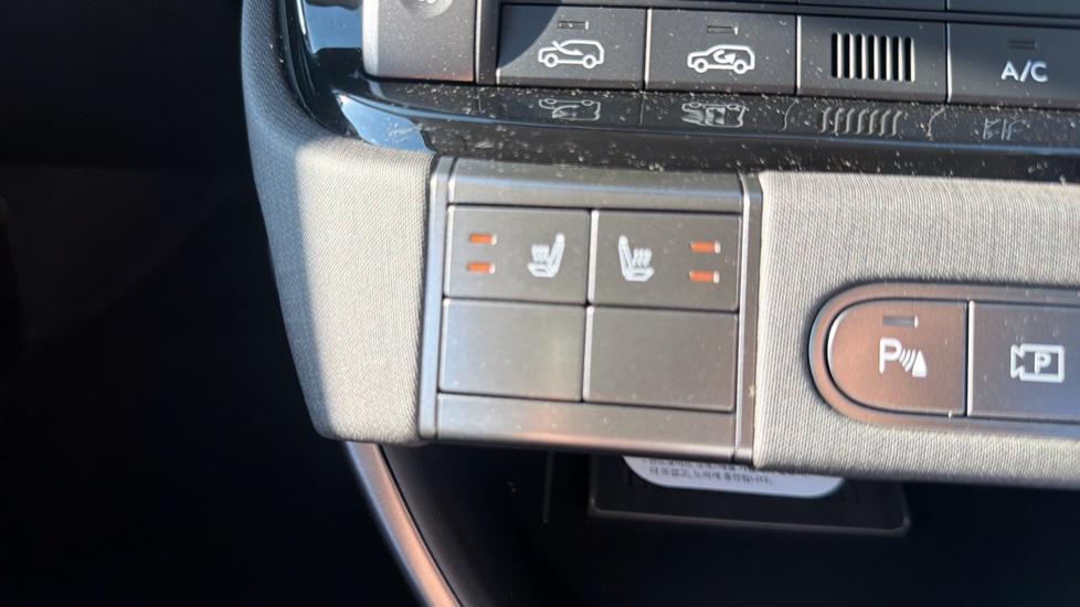 Hyundai INSTER 85kW 02 49kWh 5dr Auto Electric Hatchback - Image 39