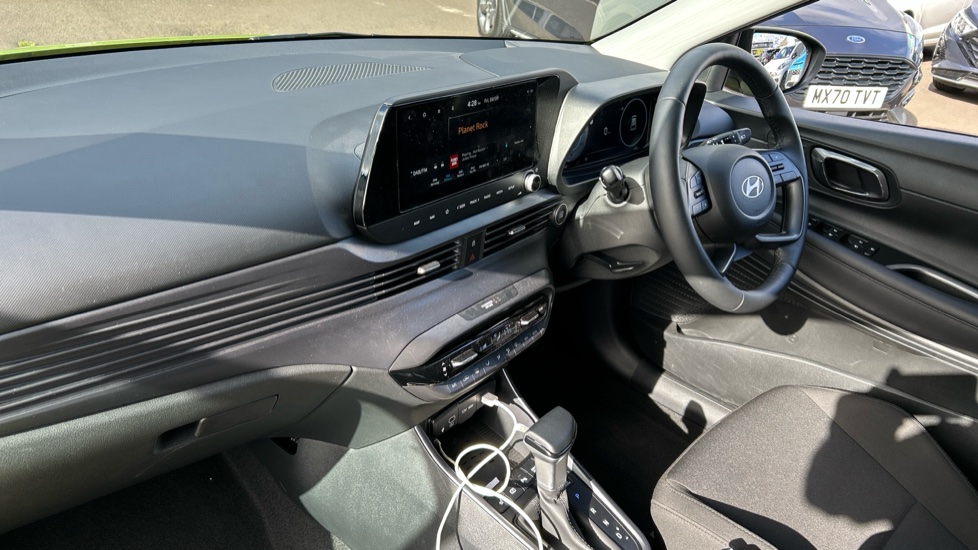 Hyundai i20 1.0T GDi 90 Tech Line 5dr DCT Petrol Hatchback - Image 9