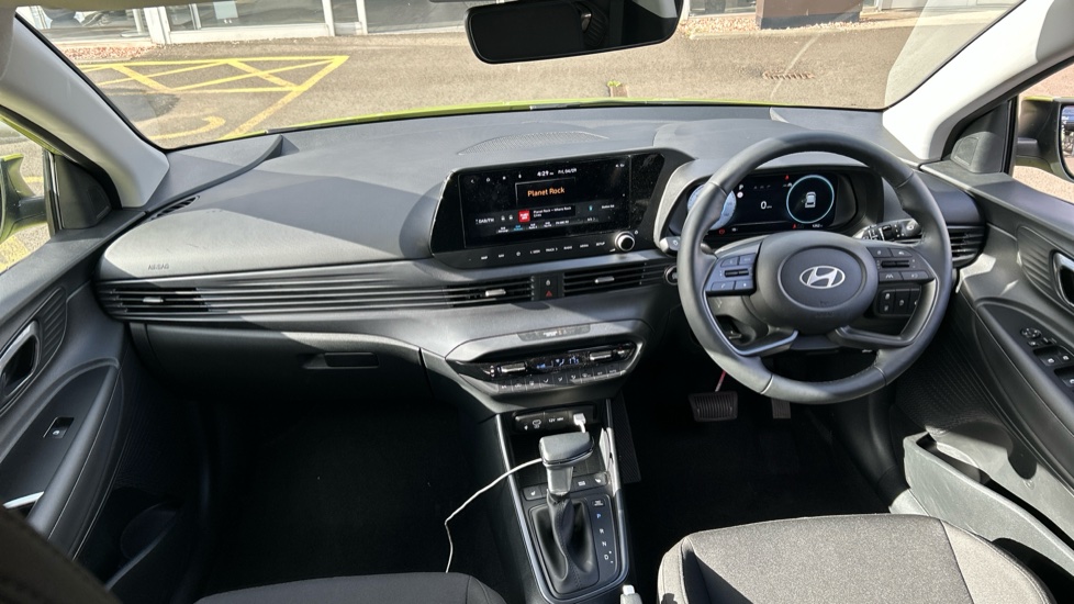 Hyundai i20 1.0T GDi 90 Tech Line 5dr DCT Petrol Hatchback - Image 10