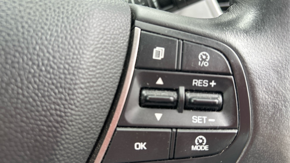 Hyundai i20 1.2 MPi SE 5dr Petrol Hatchback - Image 25
