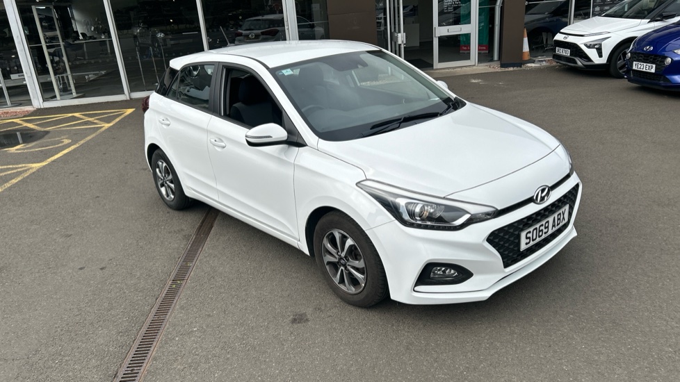 Hyundai i20 1.2 MPi SE 5dr Petrol Hatchback - Image 29