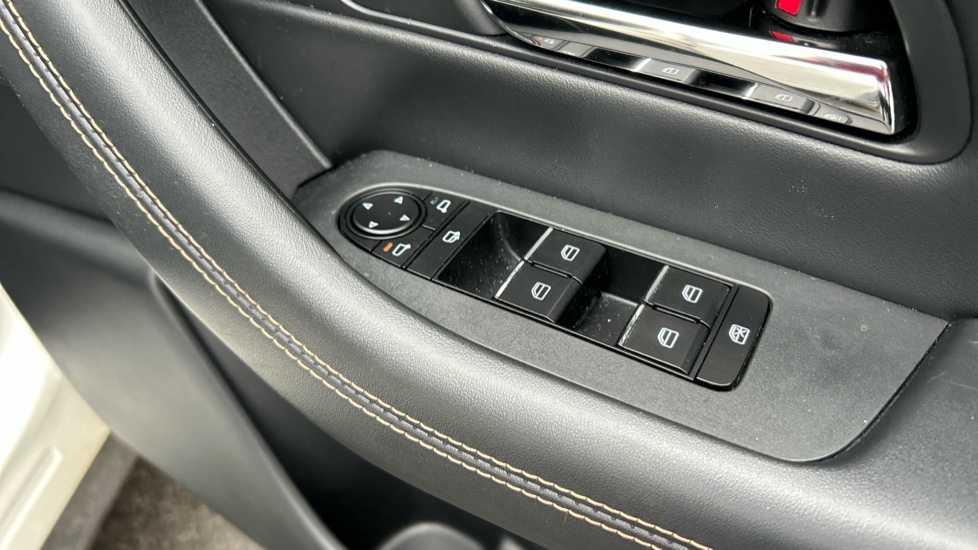 Mazda CX-60 2.5 PHEV Homura 5dr Auto Estate - Image 33