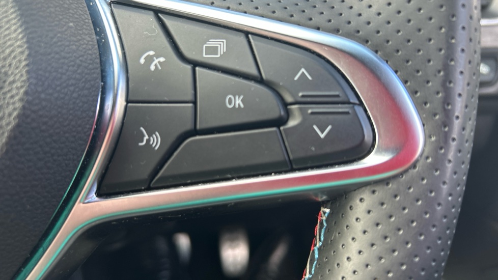 Renault Arkana 1.6 E-Tech FHEV 145 Esprit Alpine 5dr Auto Hybrid Estate - Image 27