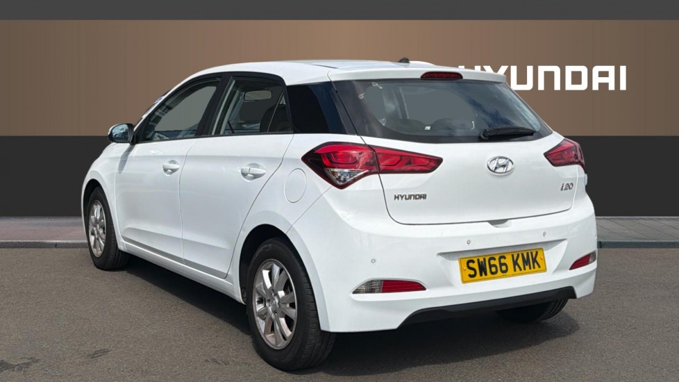 Hyundai i20 1.2 SE 5dr Petrol Hatchback - Image 2
