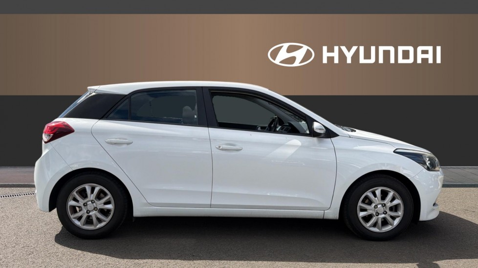Hyundai i20 1.2 SE 5dr Petrol Hatchback - Image 5