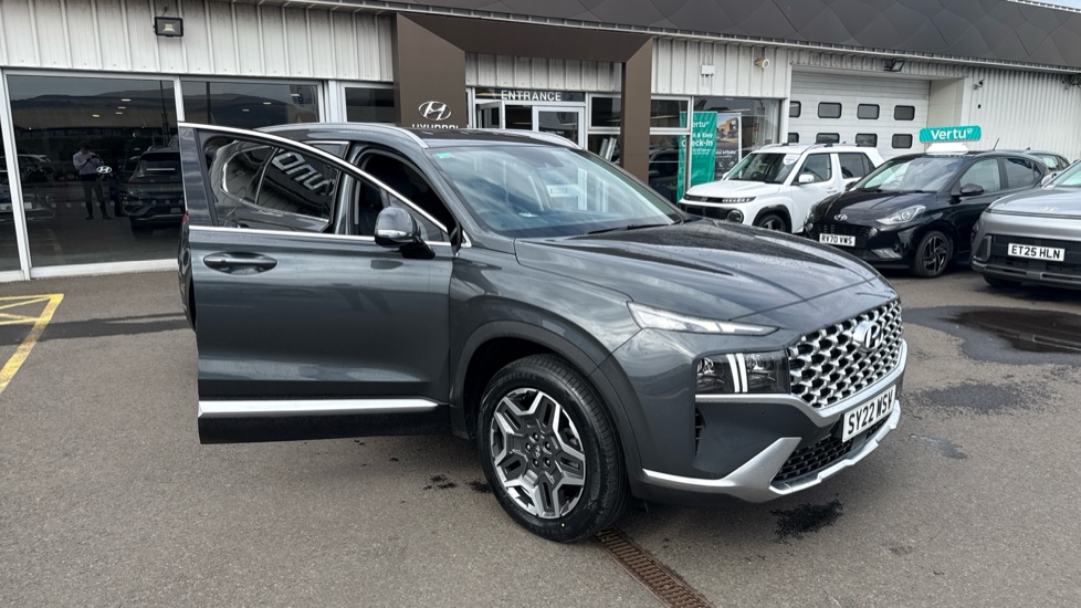Hyundai SANTA FE 1.6 TGDi Plug-in Hybrid Premium 5dr 4WD Auto Estate - Image 43