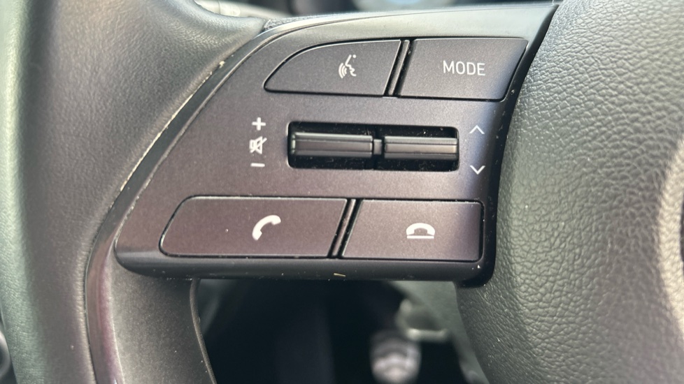 Hyundai BAYON 1.0 TGDi 48V MHEV SE Connect 5dr Petrol Hatchback - Image 25