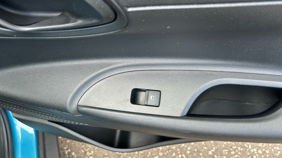 Hyundai BAYON 1.0 TGDi 48V MHEV SE Connect 5dr Petrol Hatchback - Image 43