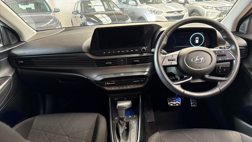 Hyundai BAYON 1.0 TGDi 48V MHEV Ultimate 5dr DCT Petrol Hatchback - Image 10
