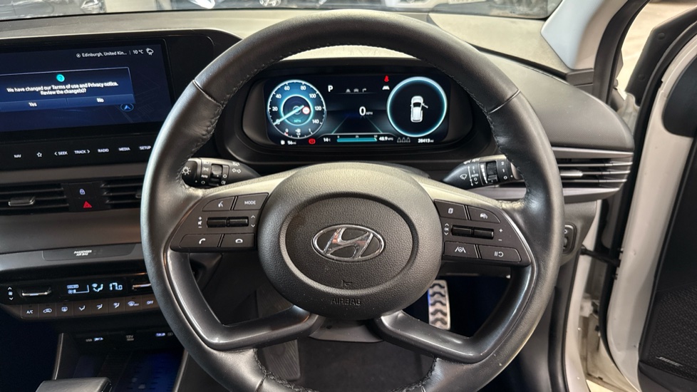 Hyundai BAYON 1.0 TGDi 48V MHEV Ultimate 5dr DCT Petrol Hatchback - Image 25