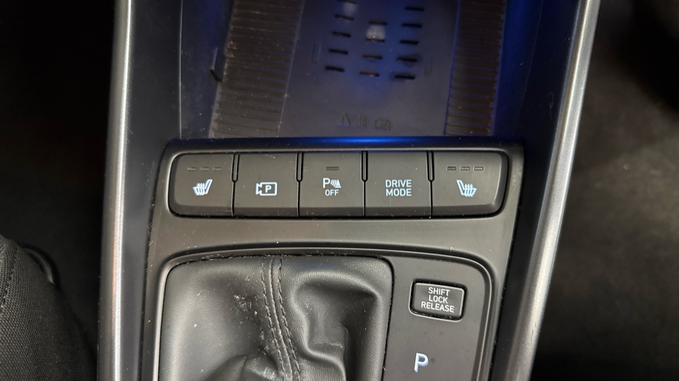 Hyundai BAYON 1.0 TGDi 48V MHEV Ultimate 5dr DCT Petrol Hatchback - Image 34