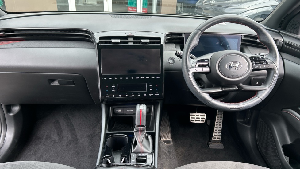 Hyundai TUCSON 1.6 TGDi 48V MHD 180 N Line S 5dr 4WD DCT Petrol Estate - Image 10