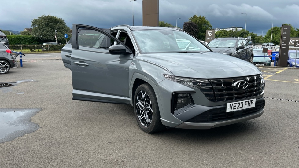 Hyundai TUCSON 1.6 TGDi 48V MHD 180 N Line S 5dr 4WD DCT Petrol Estate - Image 40
